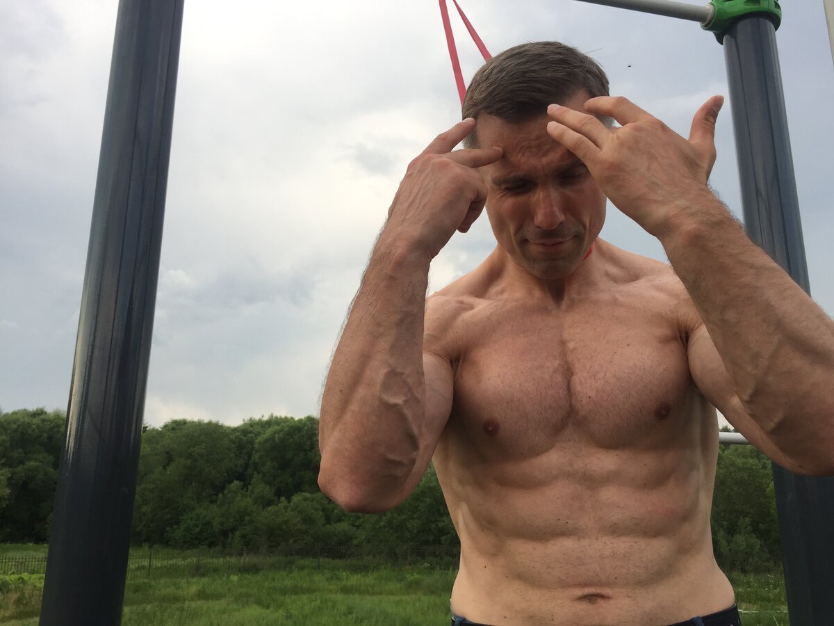 джеффри лайф (jeffrey life). мышечная масса после 50 лет. качки в старости. пожилая женщина спорт. бодибилдер 40 лет.