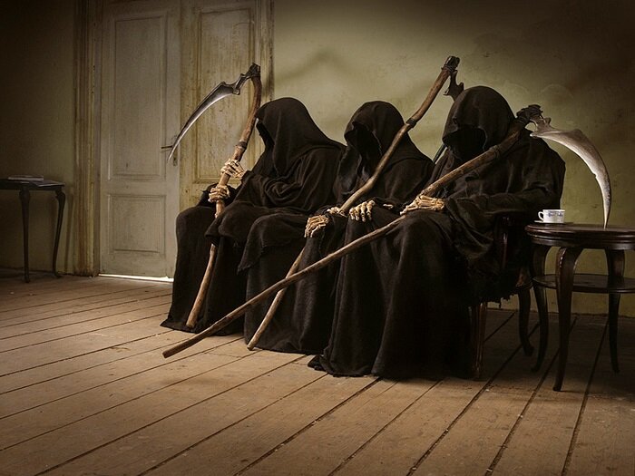 Источник: https://c.wallhere.com/photos/75/1b/death_Grim_Reaper-168483.jpg!d