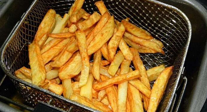 Как приготовить хрустящий картофель фри во фритюрнице