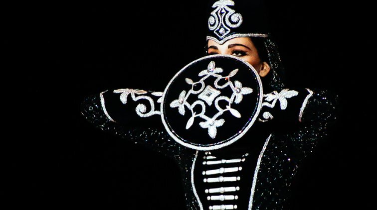 Хореографическом триптих «Тыргъэтау», ансамбль Нальмэс, Диана Берзегова. Фото http://www.natpress.net