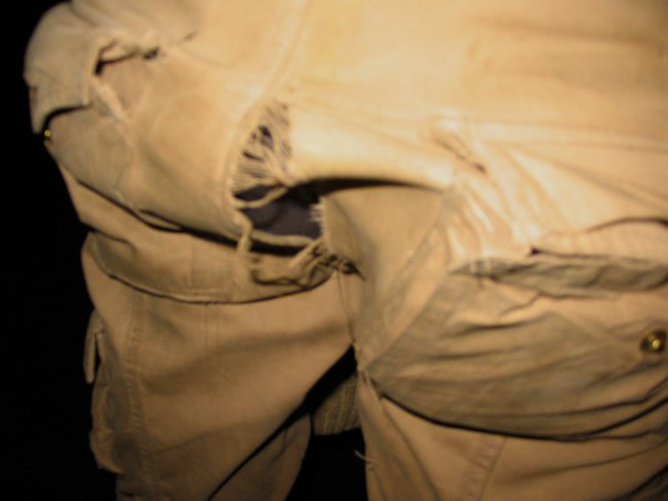 Всю зарплату он пускал на штаны