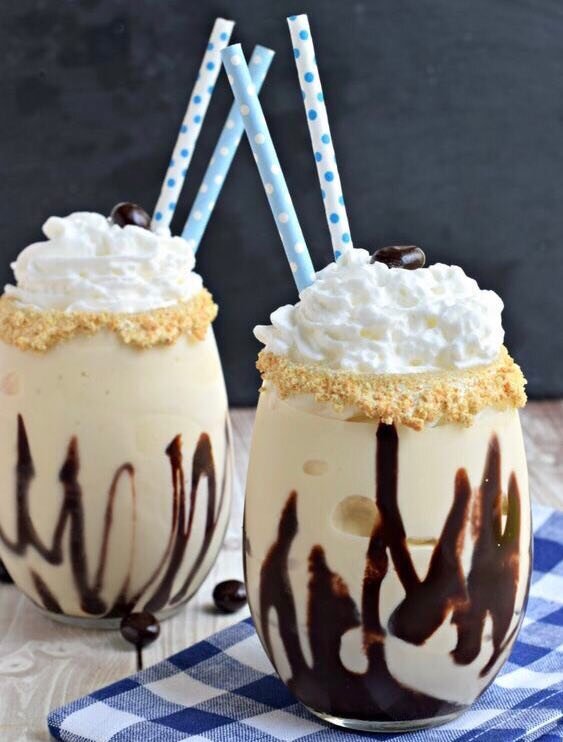 Мороженое, сливки и цельное молоко. Только лучшее!