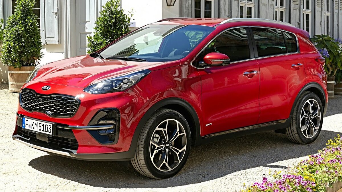 Купить б/у Kia Sportage бензин автомат в Москве: серебристый 2019 внедорожник 5-