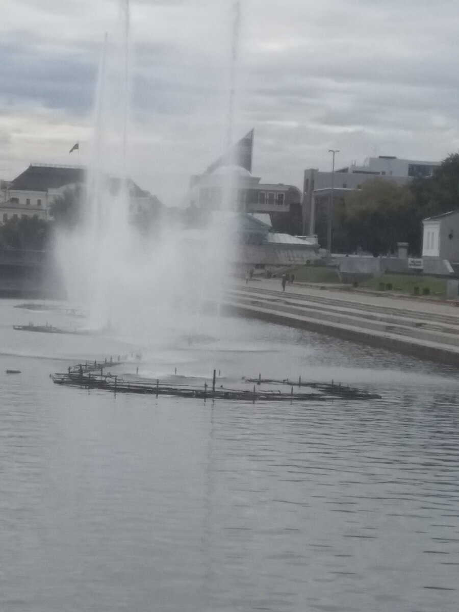 Набережная р.Исеть.