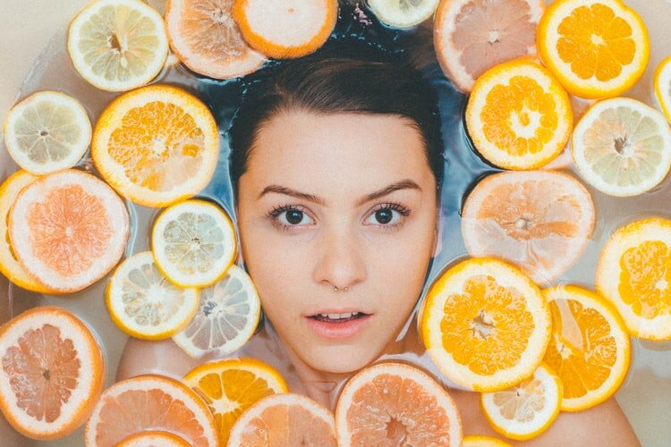 https://images.unsplash.com/photo-1505944270255-72b8c68c6a70?ixlib=rb-1.2.1&ixid=eyJhcHBfaWQiOjEyMDd9&auto=format&fit=crop&w=750&q=80