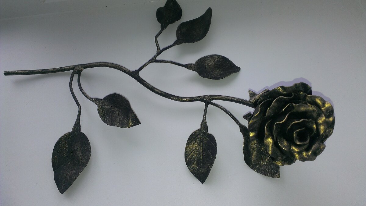 Черная краска,патина -золото