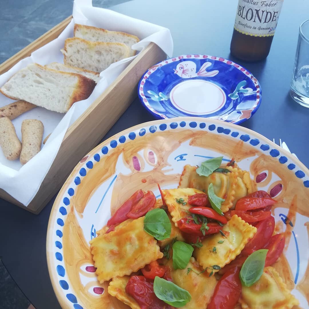 Равиоли с морепродуктами. 