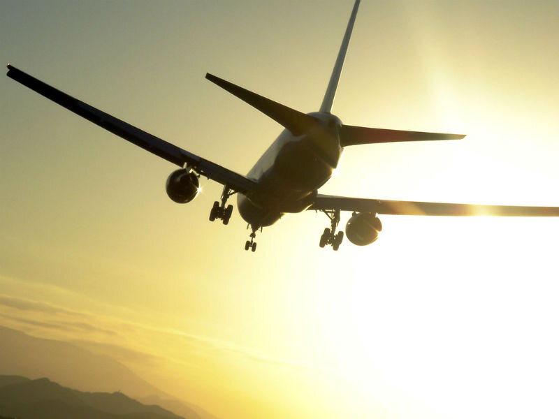 Командировка в далекую страну и разлука...