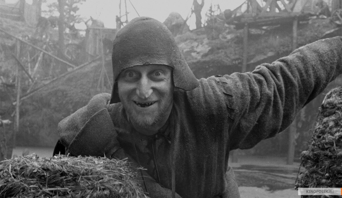 Кадр из фильма "Трудно быть богом", 2013 г.