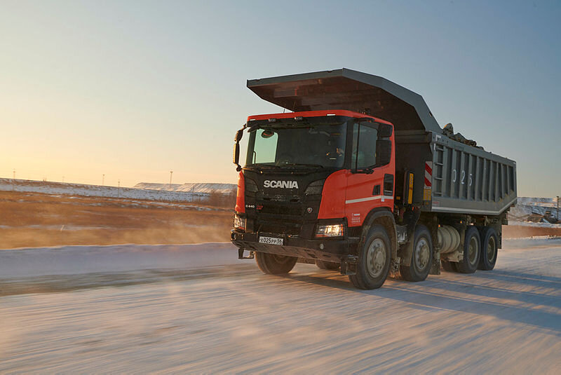 Scania G 440 XT 8×4, tipper.