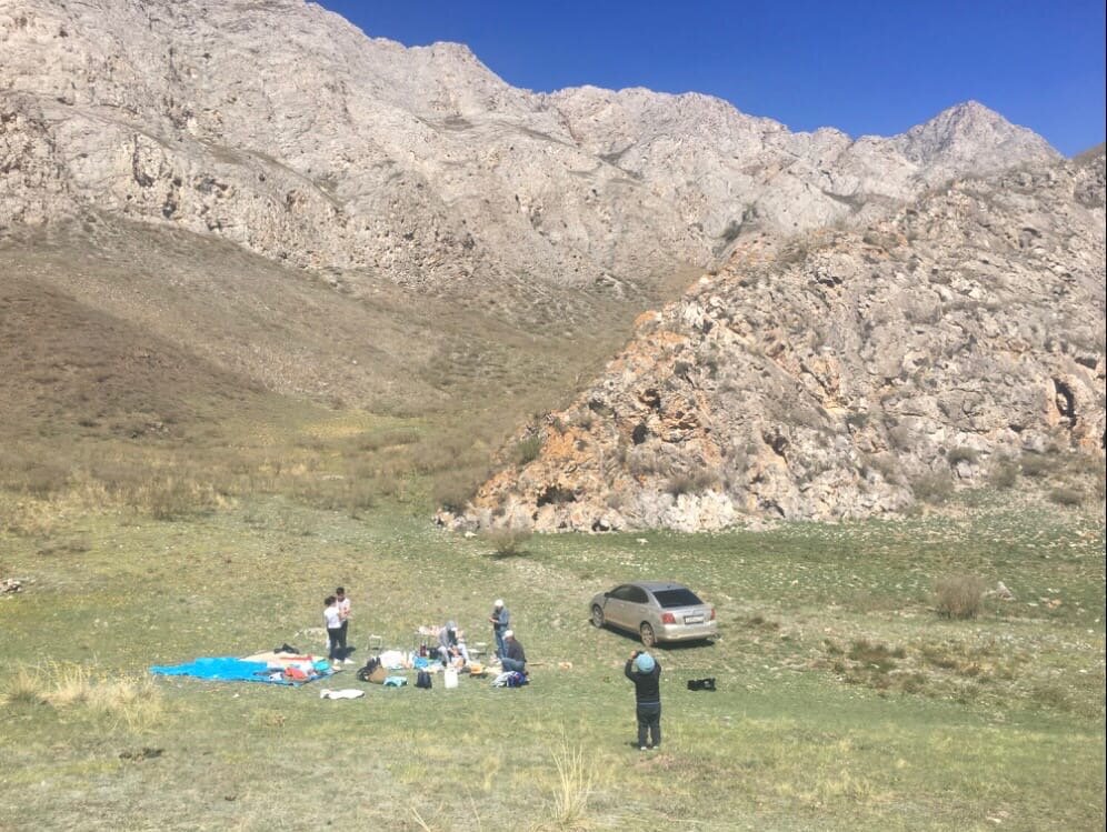 Фото из личного архива. Ритуал очищения. К сожалению, поближе фотографии тогда не сделал.