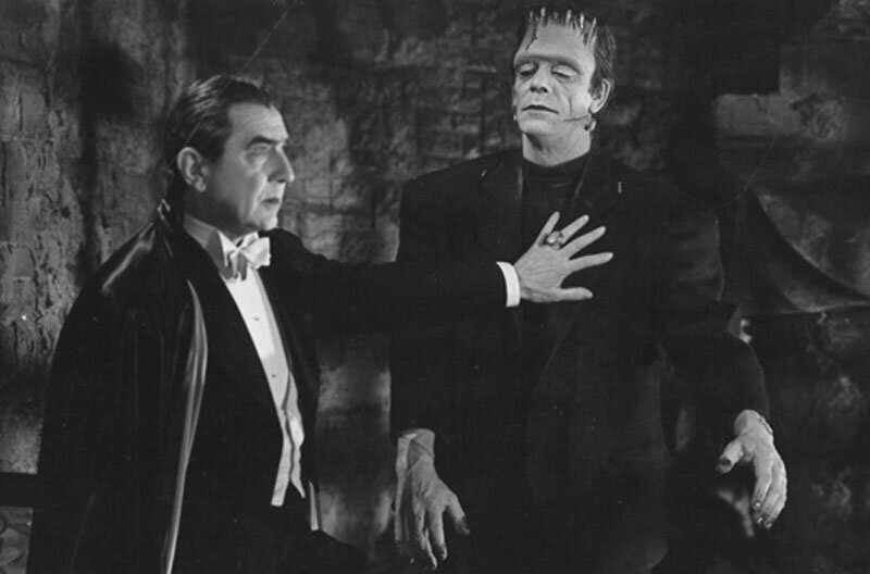 Бэла Лугоши и Борис Карлоф в образах монстров. Источник фото: austinchronicle.com