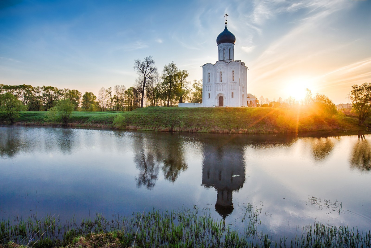 Церковь Покрова на Нерли. Фото: https://yandex.ru/images