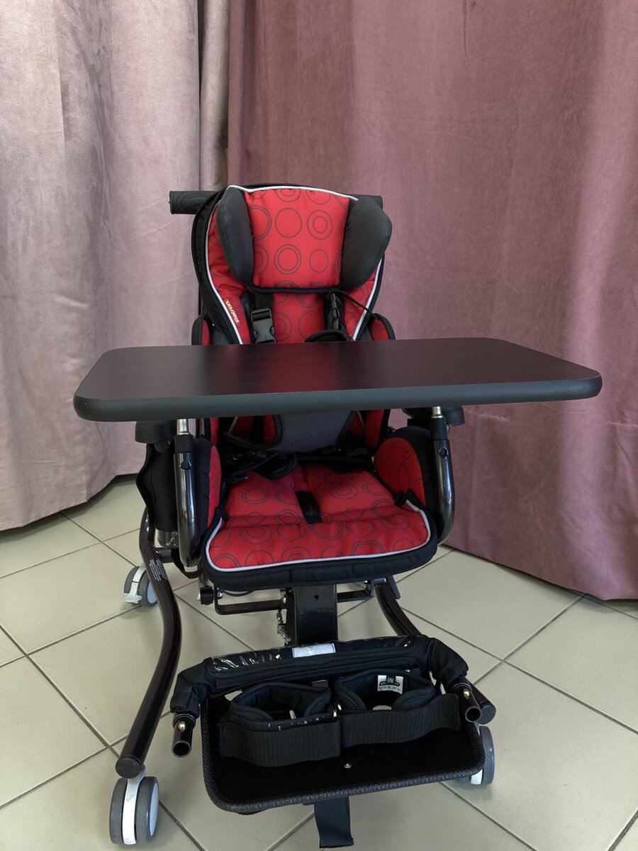 Так выглядит Patron froggo (крепление стола такое как на Patron tom 5 streeter и clipper) со столиком от tom 4 (jacko streeter и clipper)