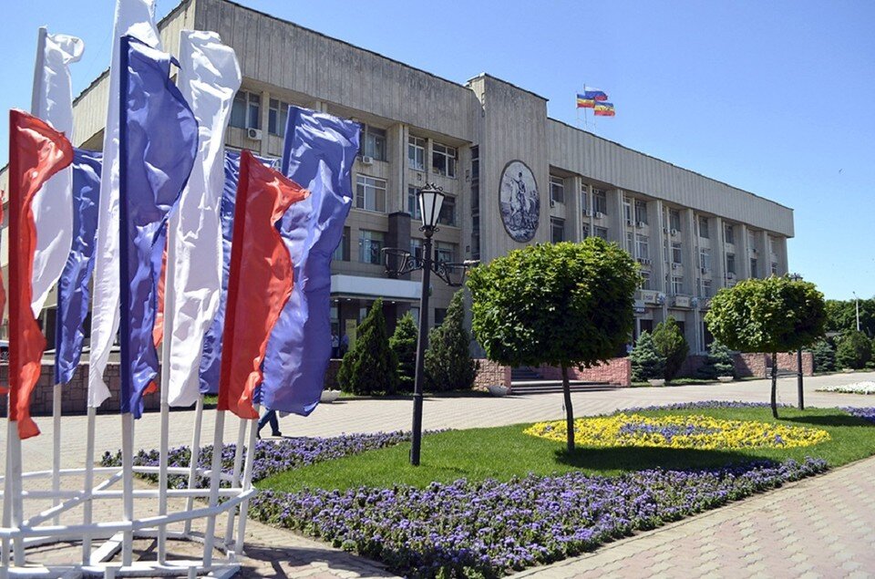     Финуправление Новочеркасска планирует получить кредит до 23 сентября 2022 года, а погасить кредитную линию до 31 августа 2023 года. Фото: сайт администрации Новочеркасска.