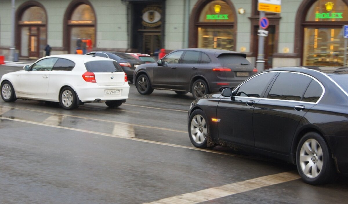 Автовладельцев ждет повышение стоимости ОСАГО.  Фото: Евгений Поторочин