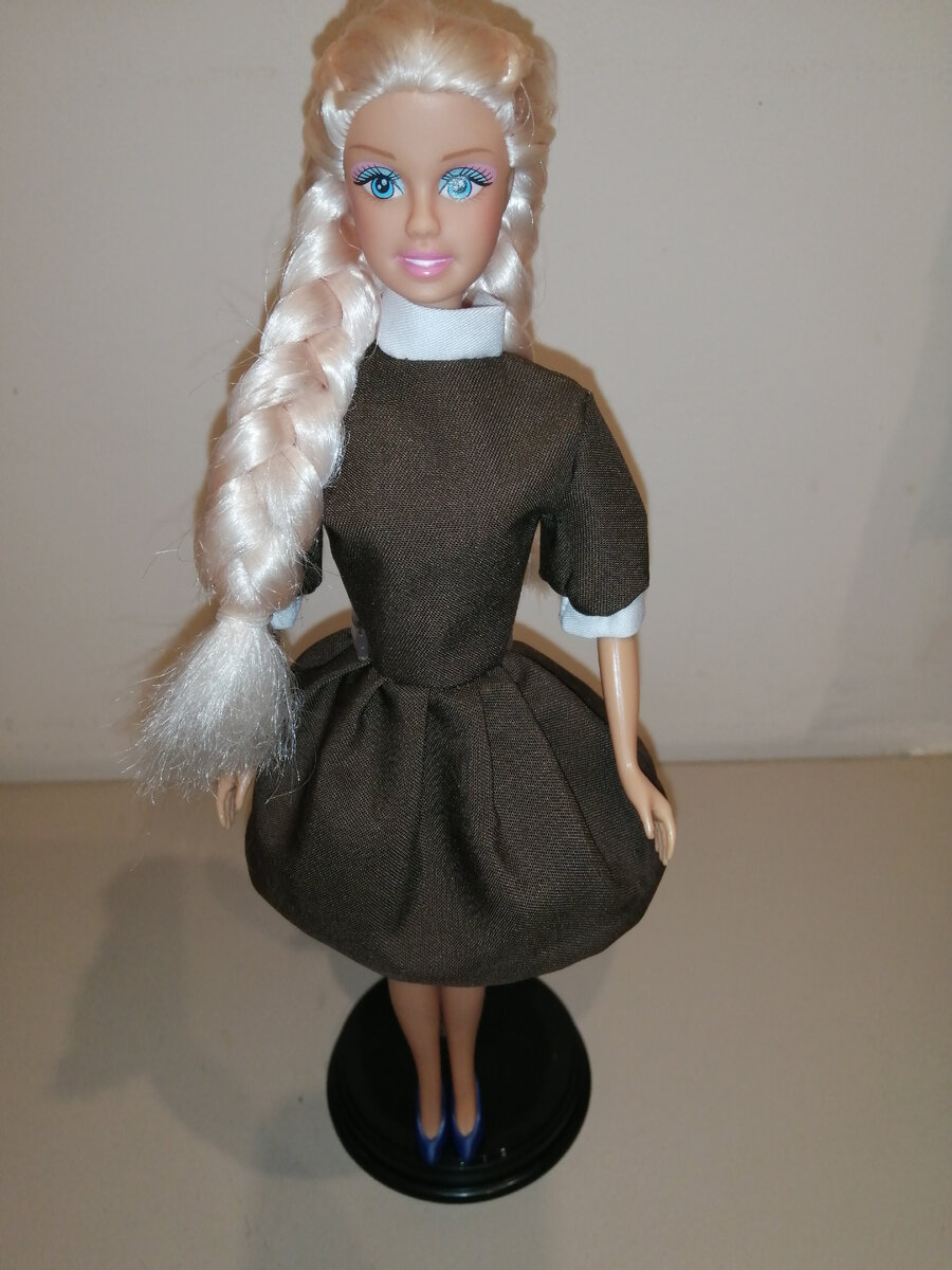 Тоже куколка Дэфа Люси