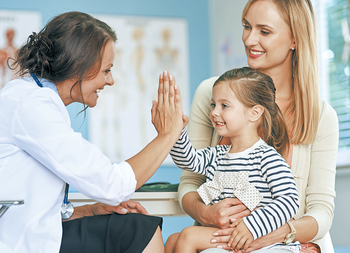 платный психотерапевт детский. ребенок у психотерапевта. ребенок у психиатра. ребенок у психотерапевта. детский психолог объявления.