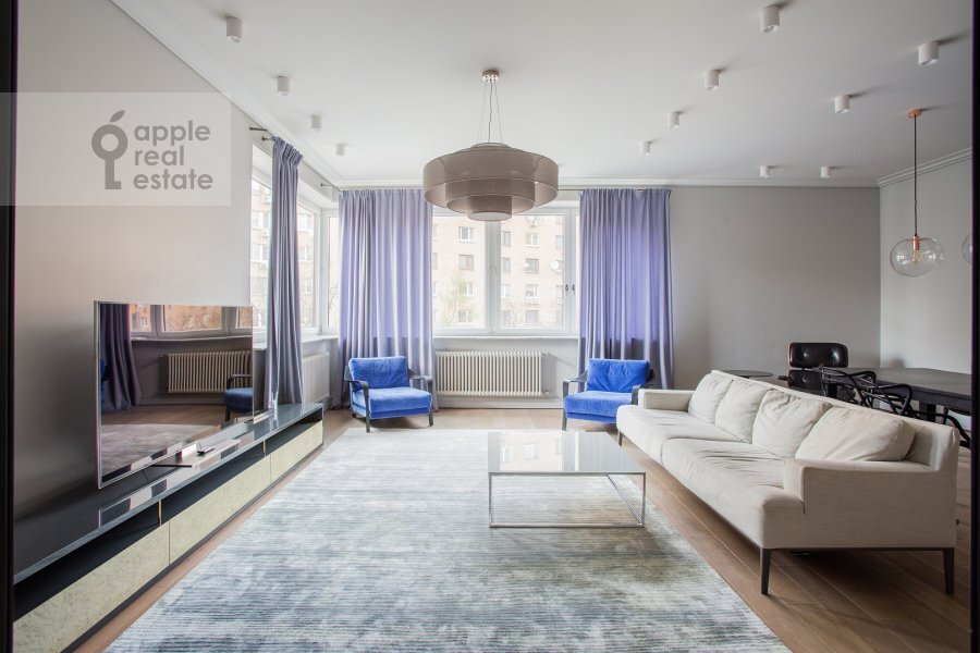 Фото из архива Apple Real Estate