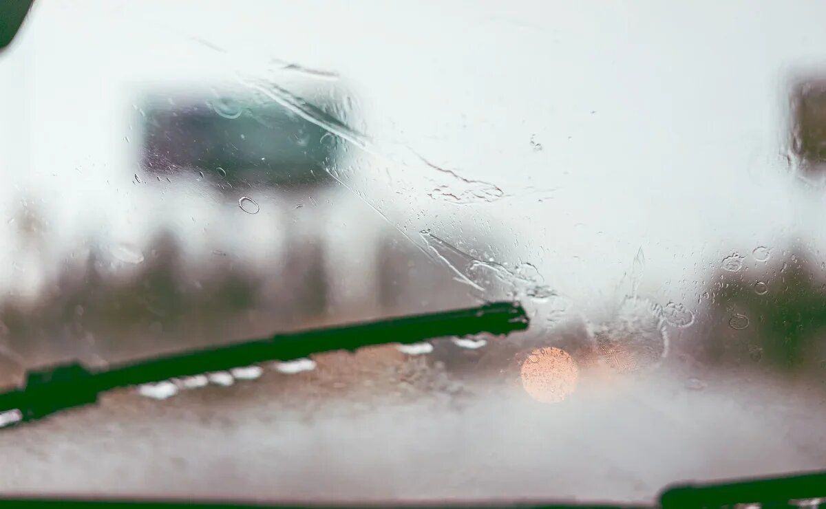    Черноморские курорты ждет непогода. Купание запрещено, пляжи закрыты