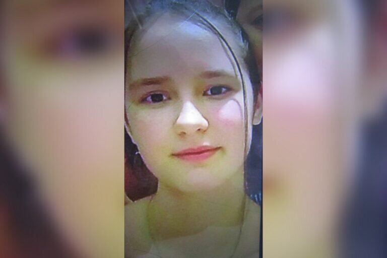    В Орске четвертые сутки разыскивают без вести пропавшую 12-летнюю Василису Ребро Марина Шарт