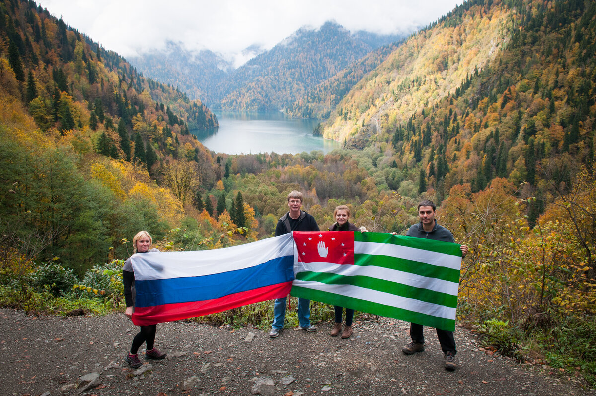 Фотосессия в Абхазии туристов