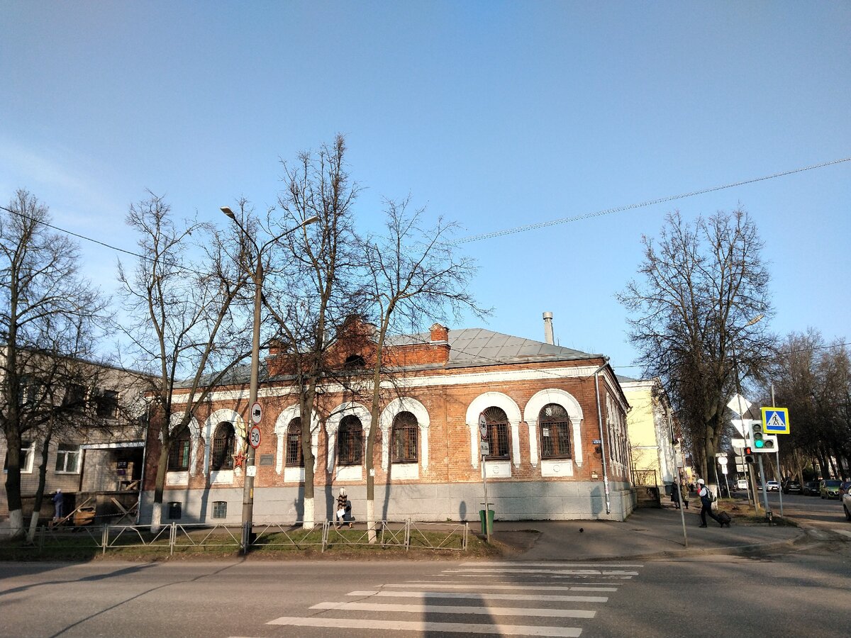 Самые старые здания в великих Луках