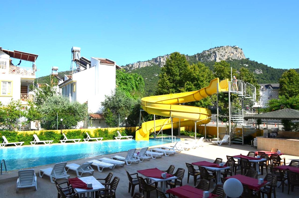 Park Avpura Hotel 3*