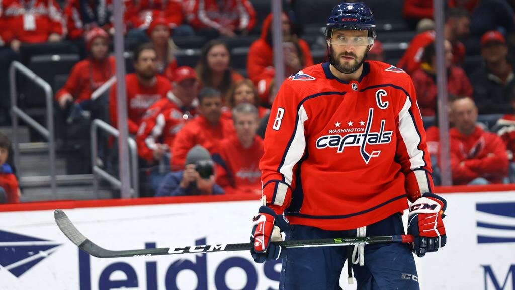 Овечкин пытается рулить шайбами по НХЛ. ))           фото: открытые источники сети. 