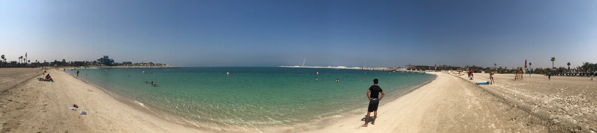 Пляж “La Mer”