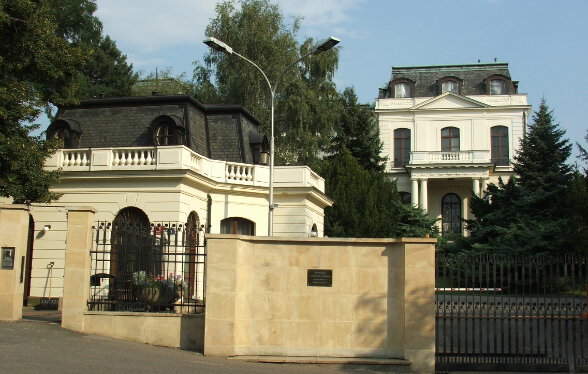 Посольство РФ в Праге