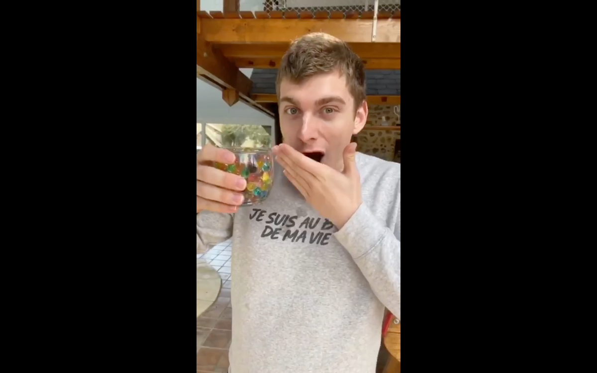 Орбиз в стакане с водой, что может быть безобиднее?