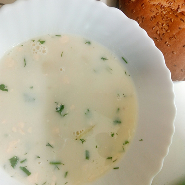 Сырный суп с мясом: как приготовить сытное французское блюдо