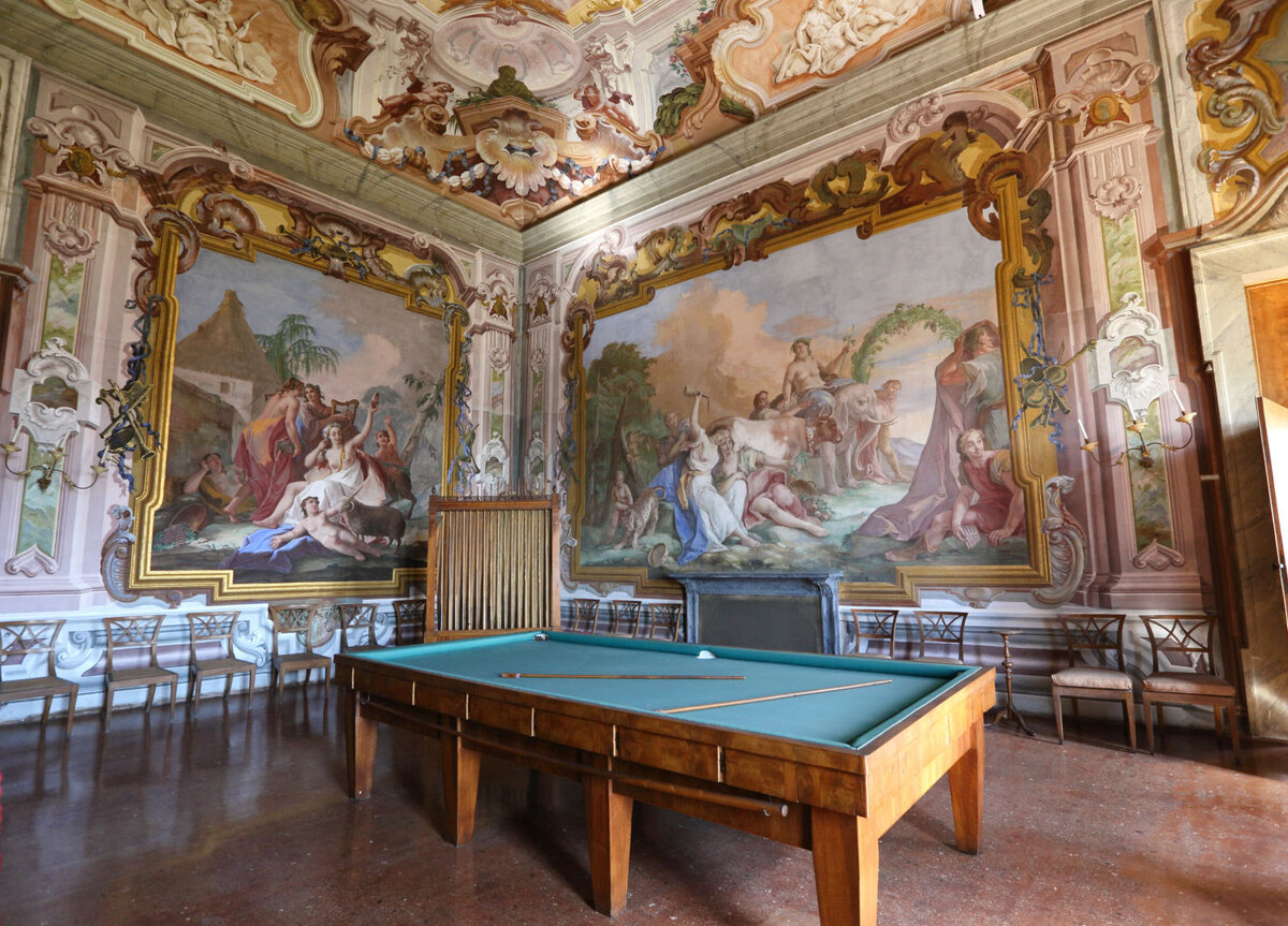 © mary416 / Shutterstock