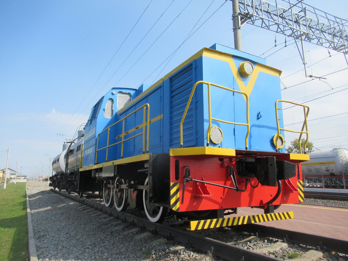 Тепловоз ТГМ23В-2097 в качестве памятника, 04.09.2019