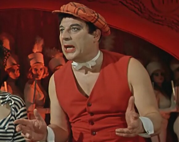 Источник фото: kino-teatr.ru Роль: куплетист-чечеточник