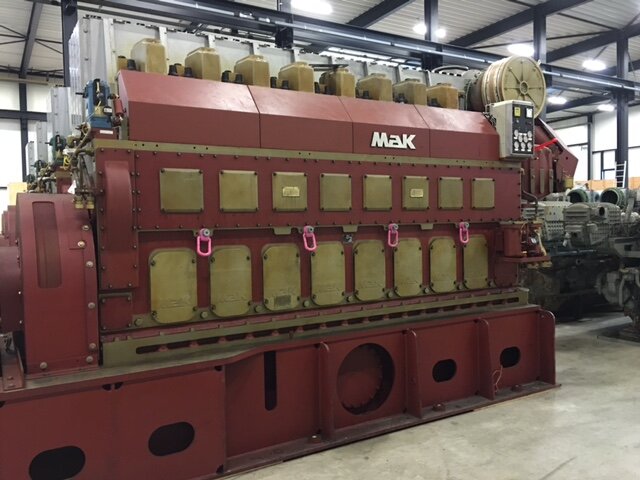 Судовые двигатели МАК