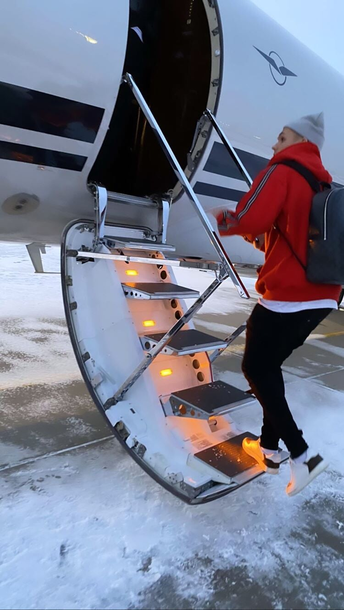 Фото: Инстаграм Сигурдссона "Возвращаюсь домой"