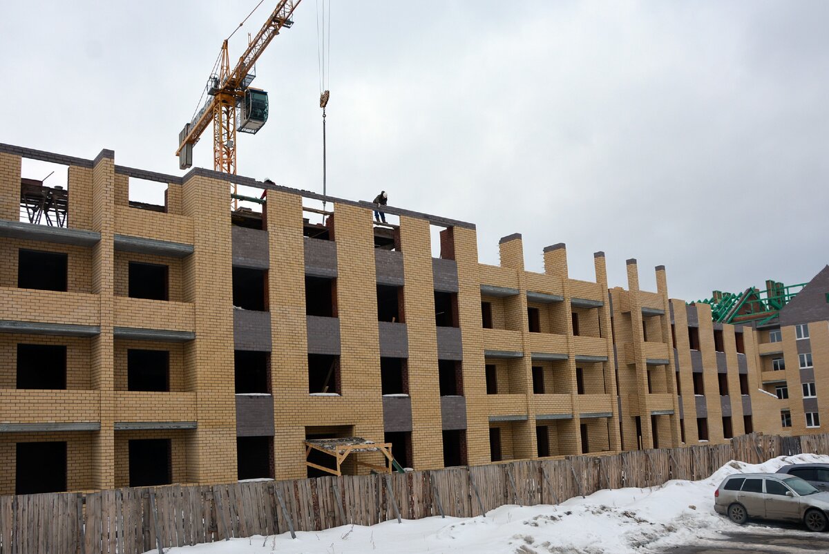 ЖК "Уют-Сити" г. Березовский. Строительство выполняется полностью из кирпича. 