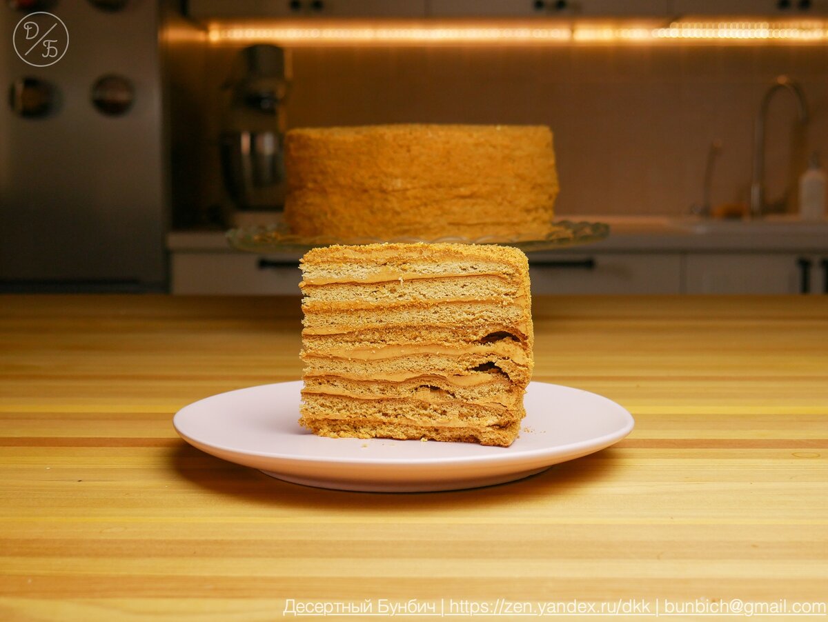Кусочек торта Рыжик
