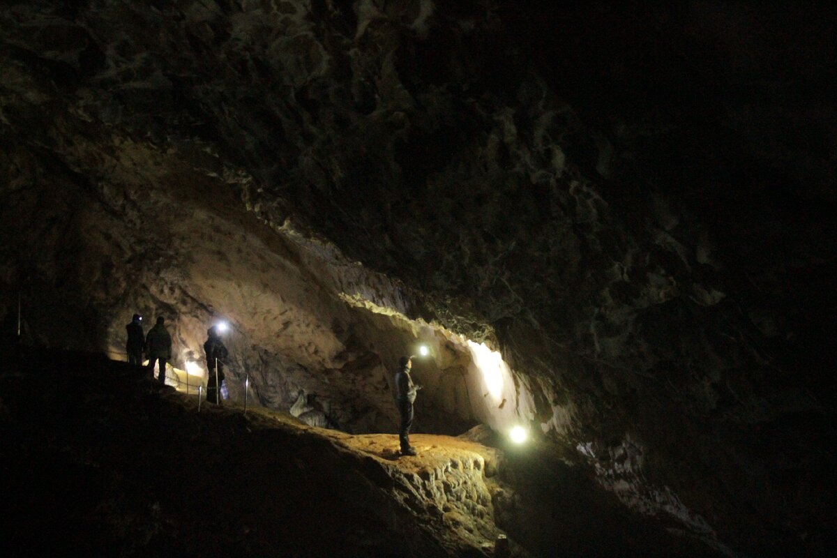 мурадымовское ущелье грот. глубокие овраги пещеры. пещера ущелье. мурадымовское ущелье пещера новомурадымовская. гуамка пещера.