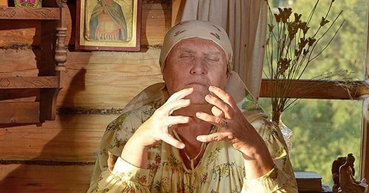 Скриншот из сериала "Слепая" о знаменитой русской ясновидящей бабе Нине