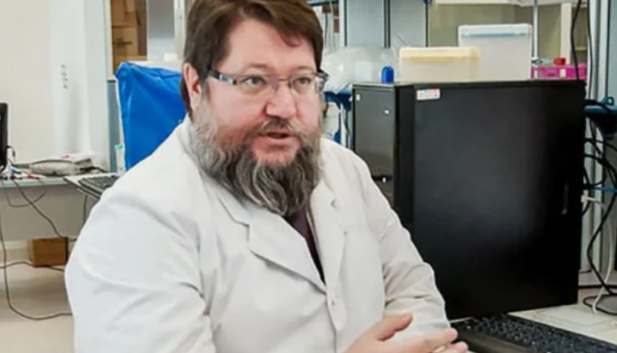 Михаил Щелканов