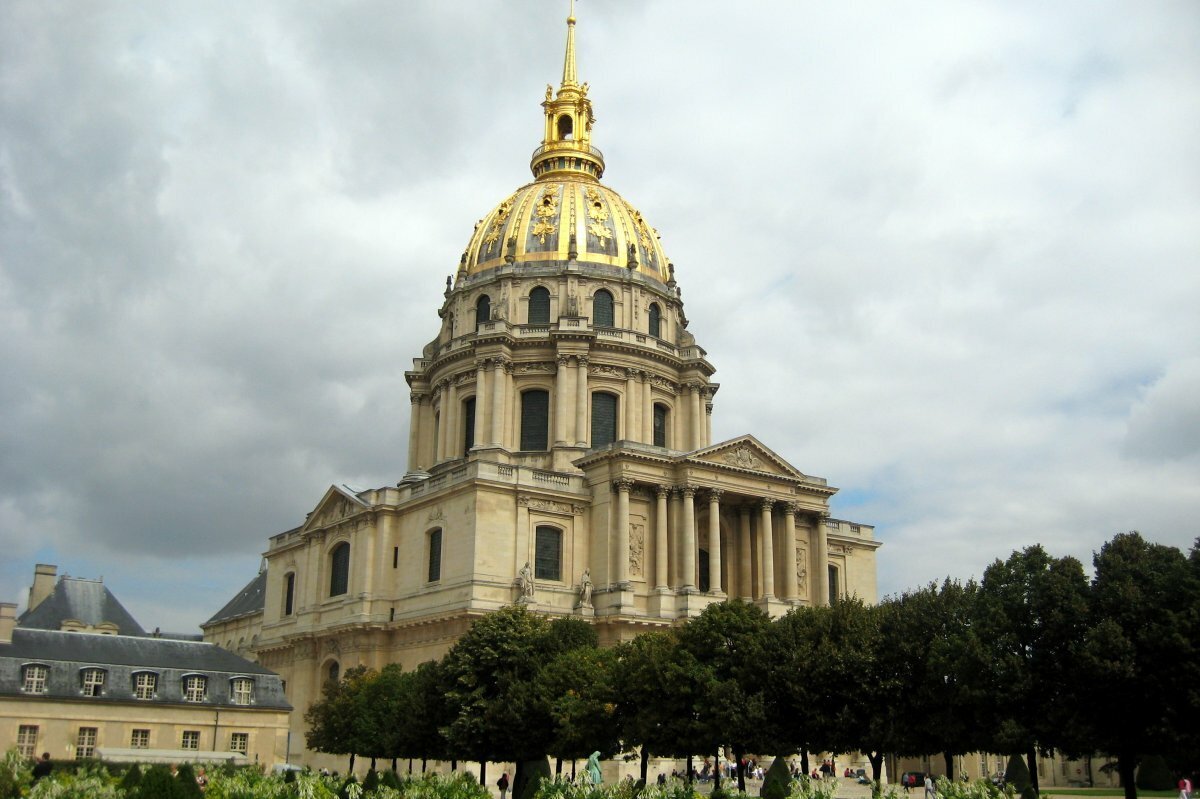 Хорошие дома инвалидов. Les invalides Париж. Дом инвалидов Париж Архитектор.