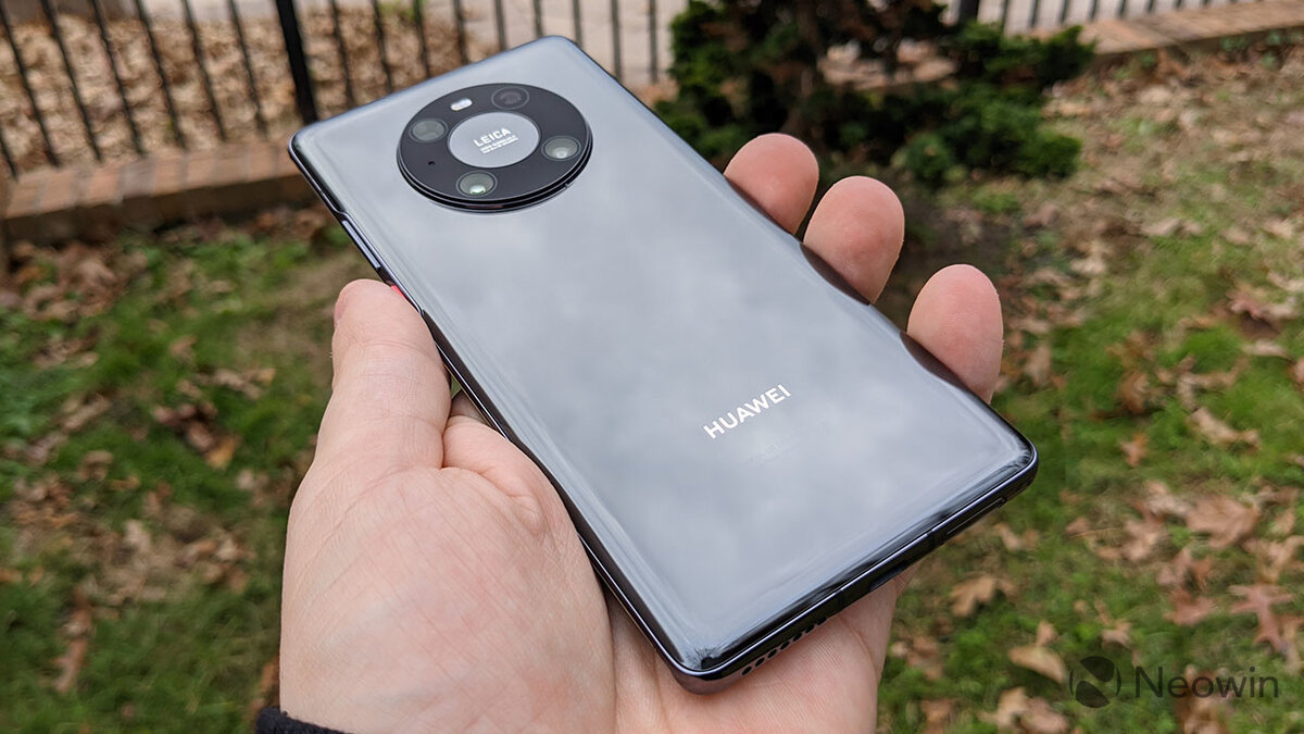 Панель Mate 40