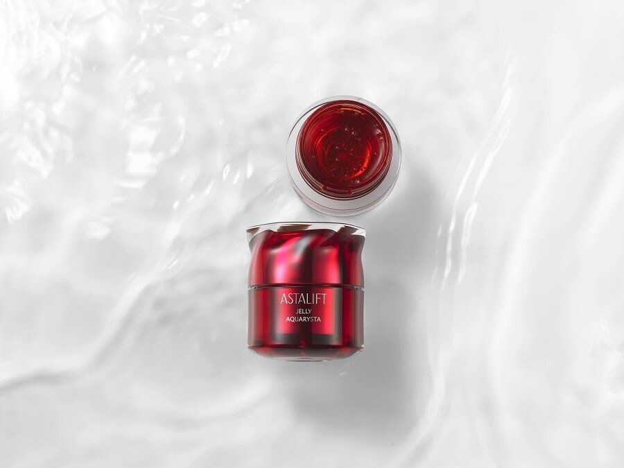 Астаксантин — природный антиоксидант. Его можно найти в лососе, крабах и креветках