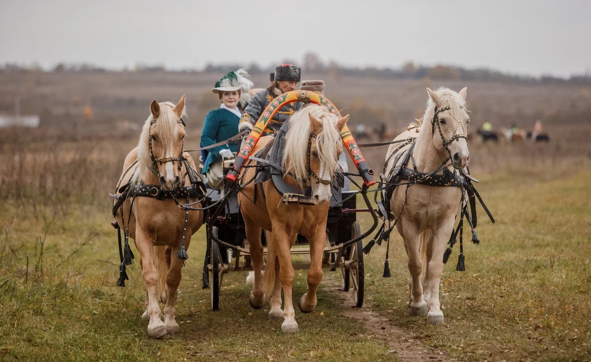 Конная костюмированная охота на ранчо "Аванпост", 16 октября 2021.  (с) Рита Ложкина