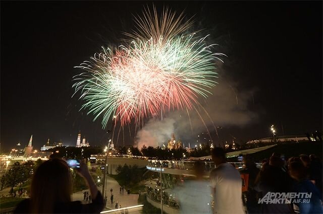    Где смотреть салют в Москве на День города в 2022 году?