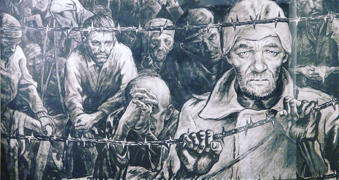 ...безрадостно он смотрит пред собой...