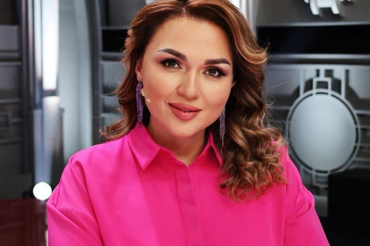     «Я купила машину и квартиру»: звезда Comedy Woman назвала ипотеку своей лучшей подругой